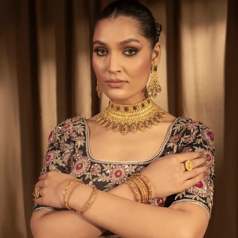 Gulbadan Gold Bridal Set