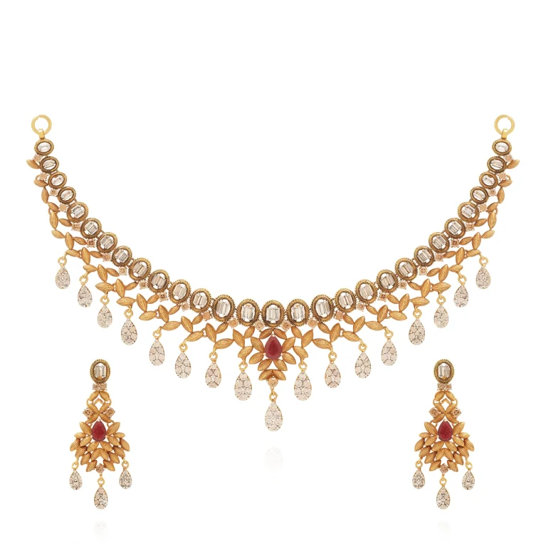 Aranya Gold Necklace Set