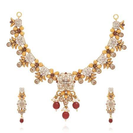 Aurum Bloom Necklace Set
