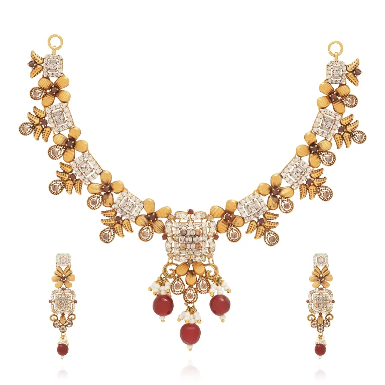 Aurum Bloom Necklace Set