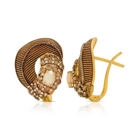 Solyn Crest Earrings