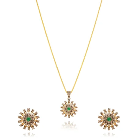 Emerald Gold Pendant Set