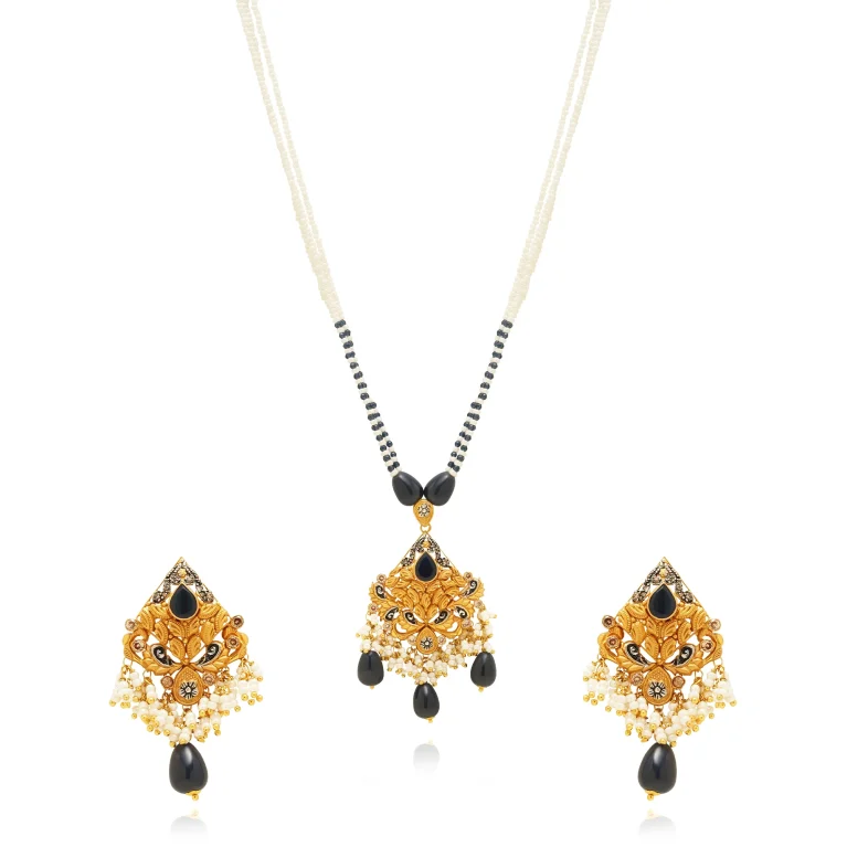 Noirina Mala Set