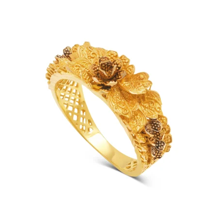 Majestic Petal Dome Ring