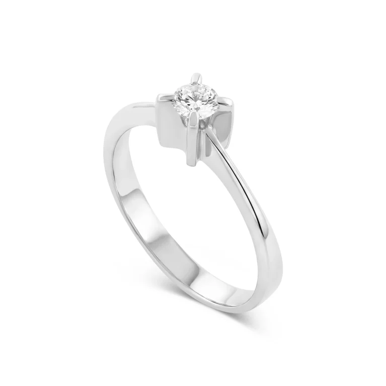 Nova Classic Diamond Ring